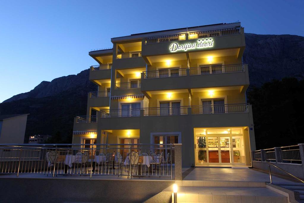 مبيت وإفطار Baška Voda Dorijini Dvori المظهر الخارجي الصورة